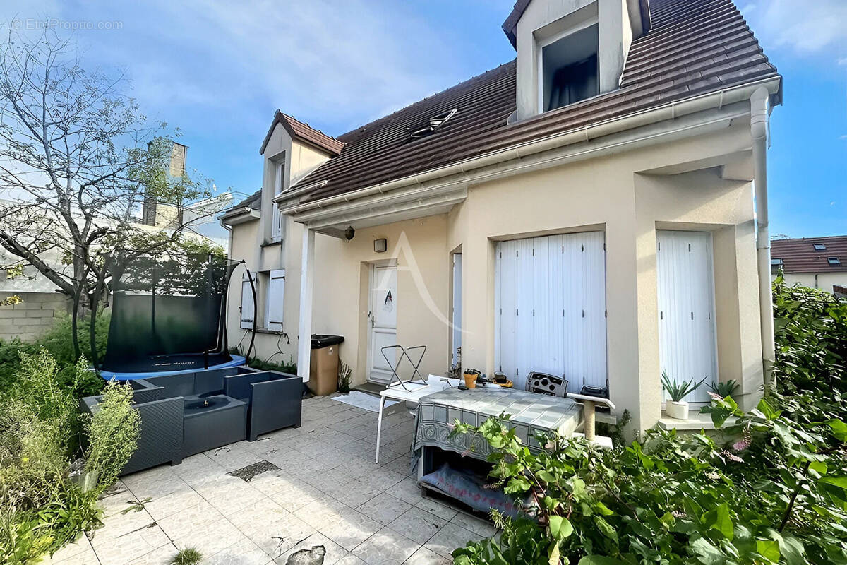 Maison à VITRY-SUR-SEINE