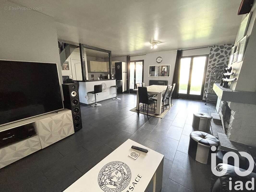 Photo 2 - Maison à CHAUMONTEL