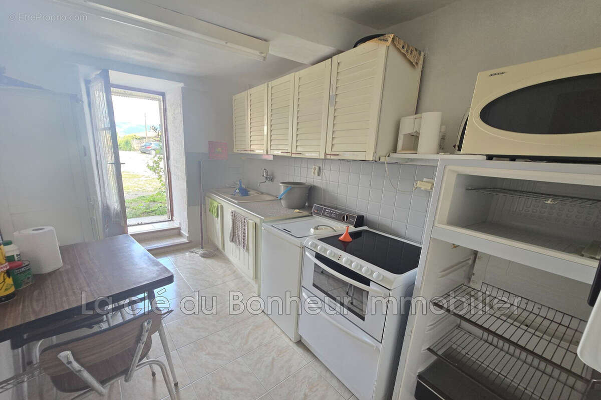 Maison 75 m² à Puimoisson  - photo 3