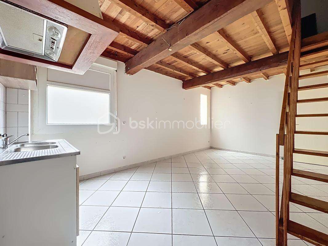 Appartement à TREBES