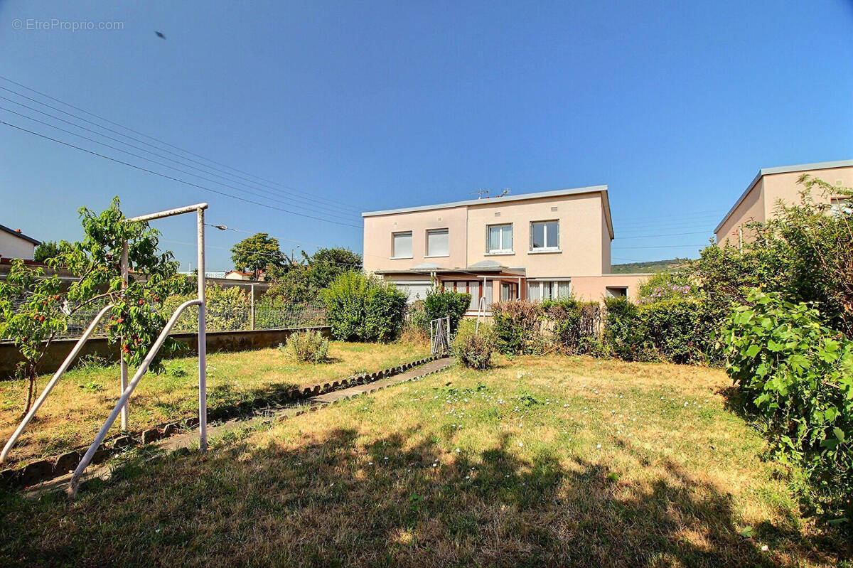 Maison à CLERMONT-FERRAND