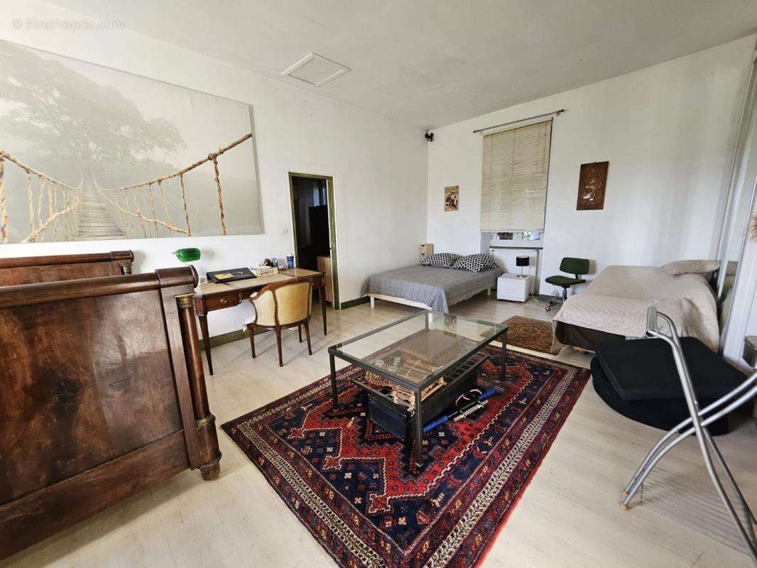Maison à PINEUILH