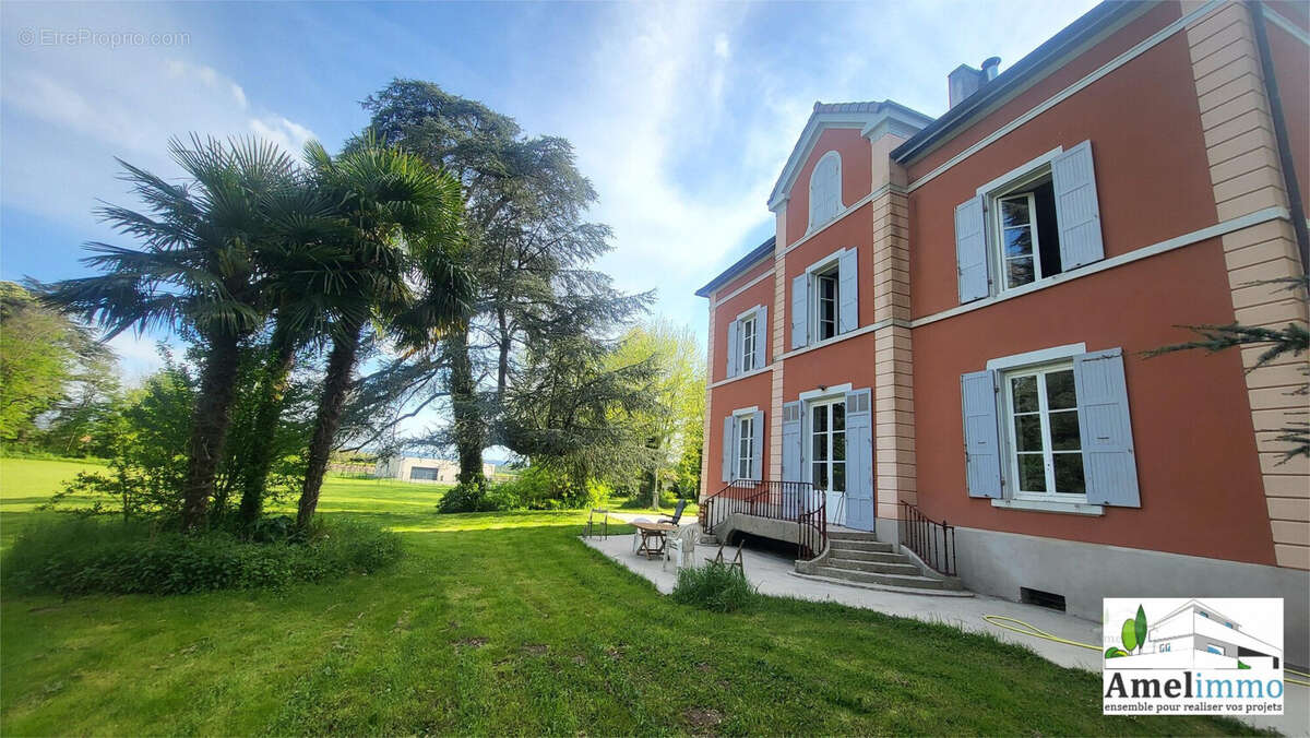 salle à manger - Maison à PACT