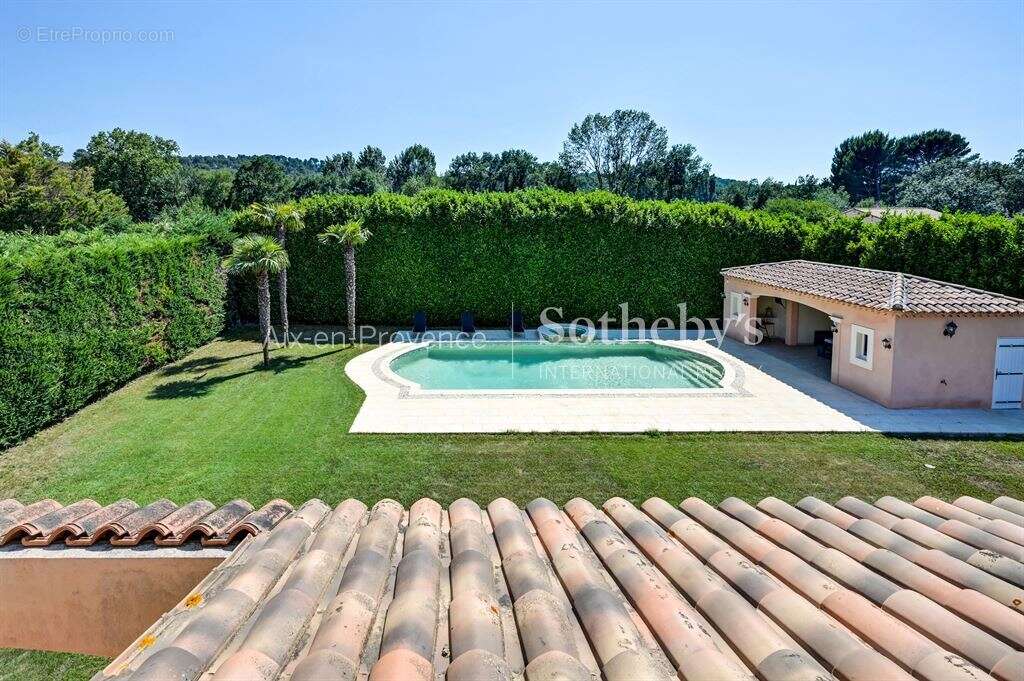 Maison à BOUC-BEL-AIR