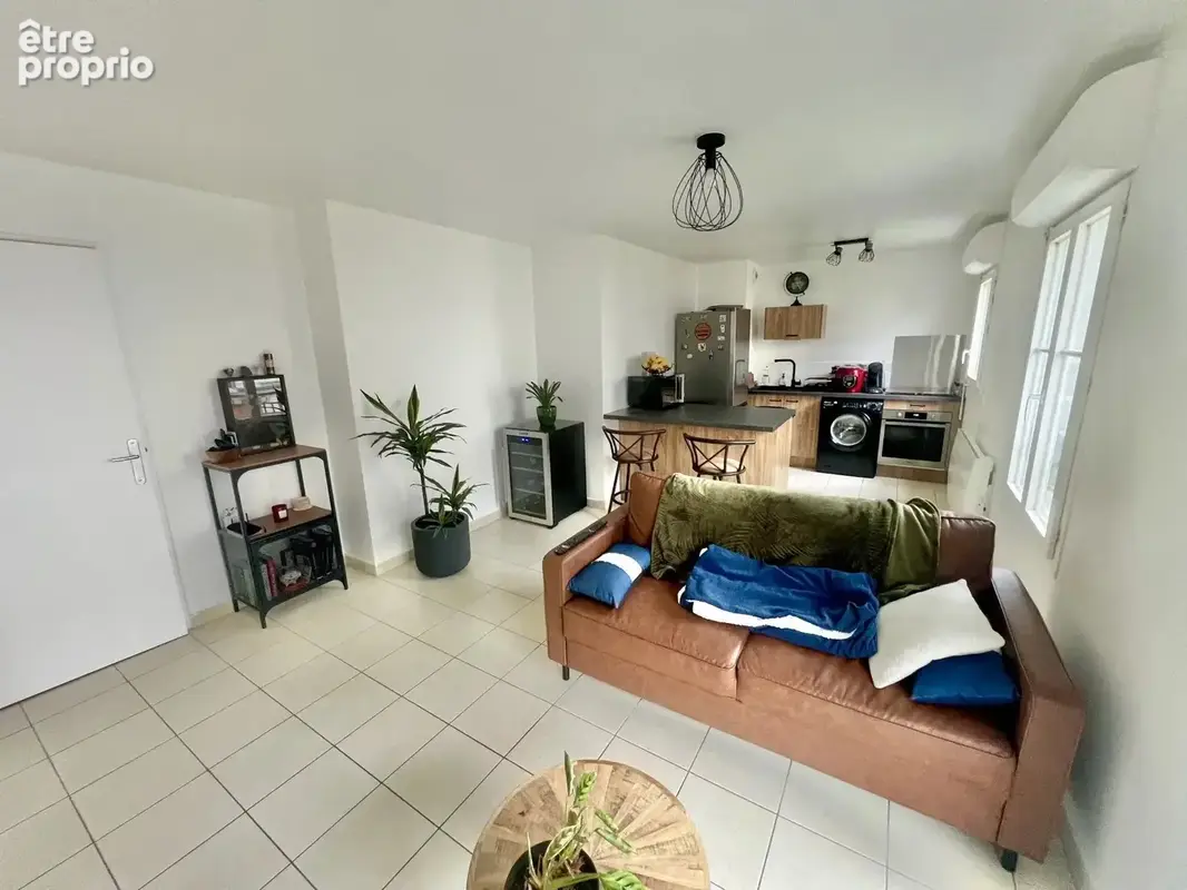 Appartement 2 pièces 41 m² à vendre à Trappes (78190) - photo 2