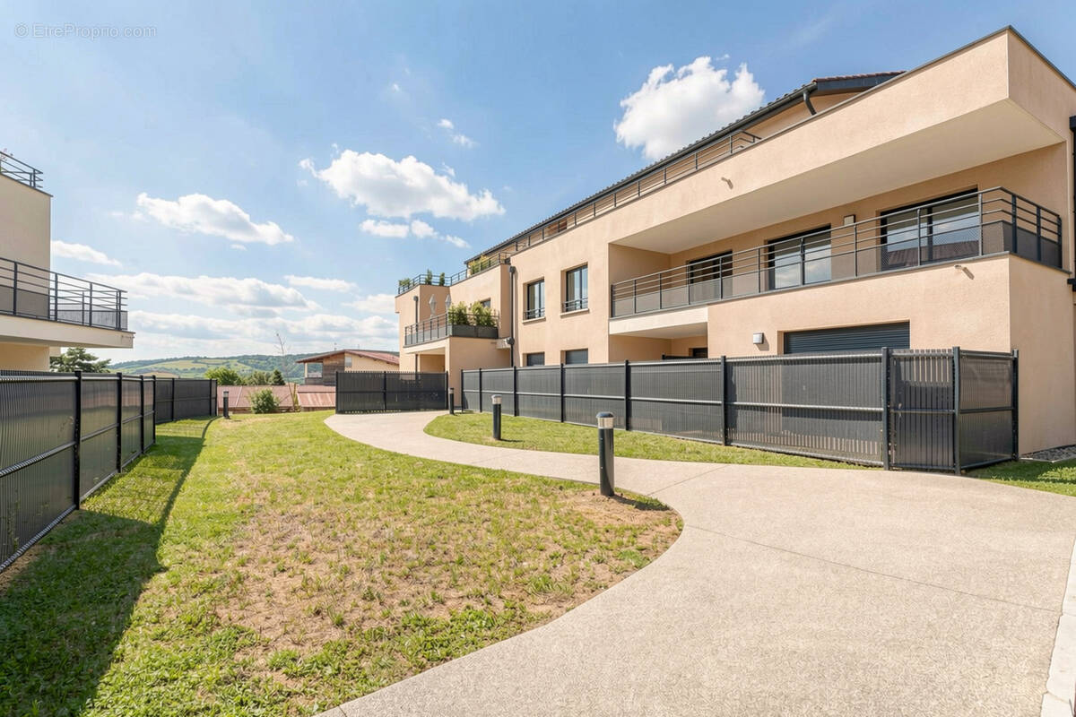 Appartement à VAUGNERAY