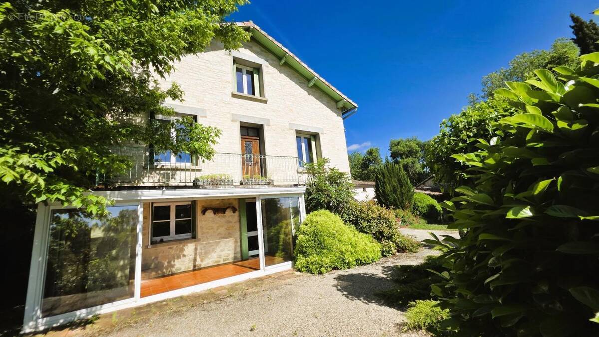 Maison à LAPENCHE