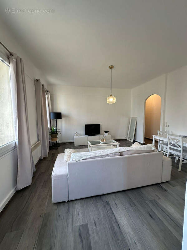 Appartement à SAINT-REMY-SUR-AVRE