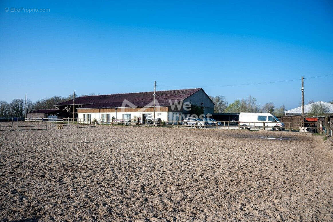 Commerce à MARLES-EN-BRIE