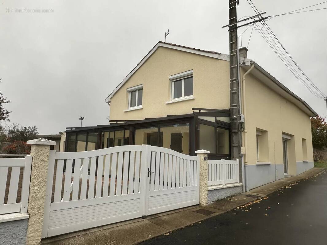 Maison à CEAUX-EN-COUHE