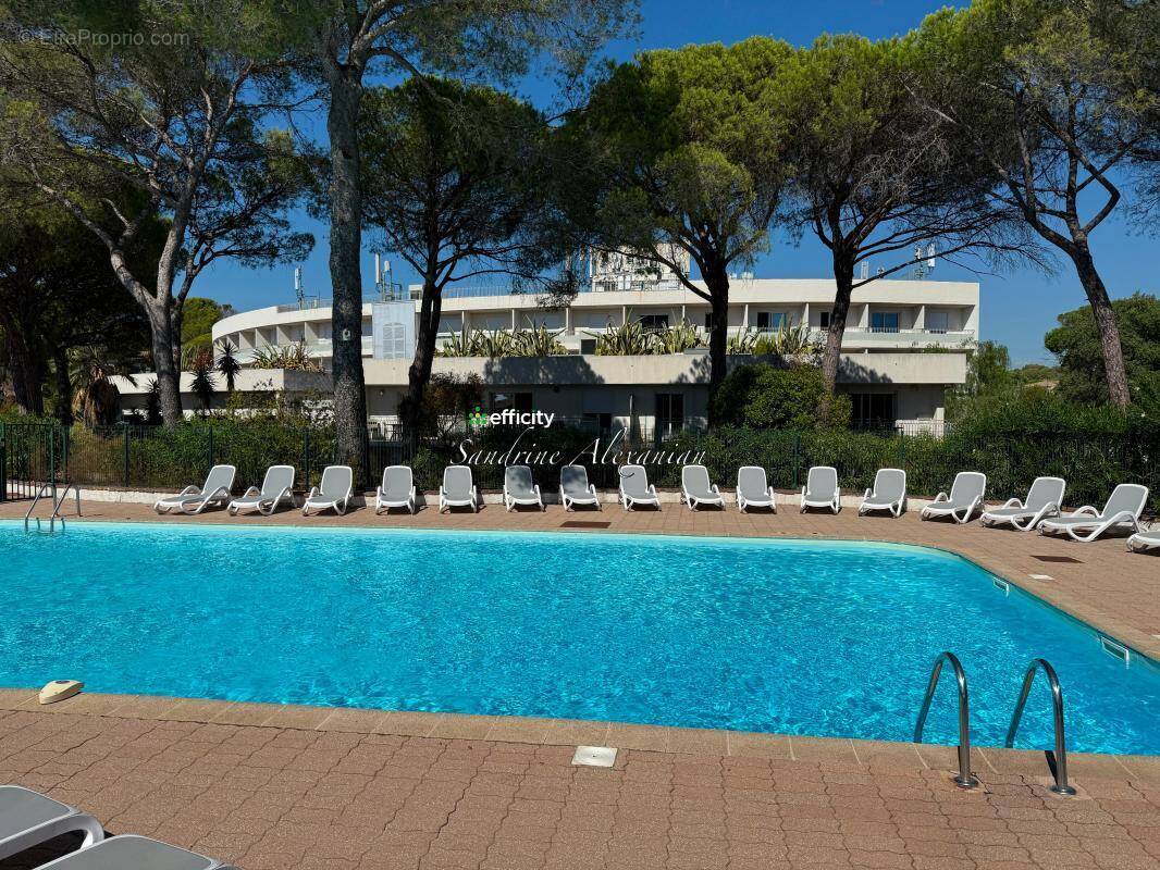 Appartement à FREJUS