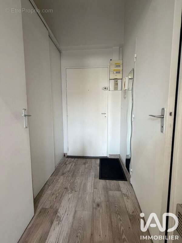 Appartement 37 m² à Arpajon  - photo 6
