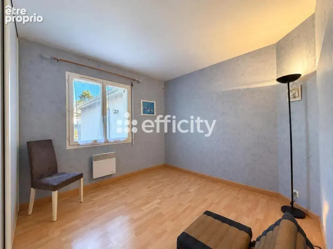 Maison 5 pièces 131 m² à vendre à Ares (33740) - photo 12