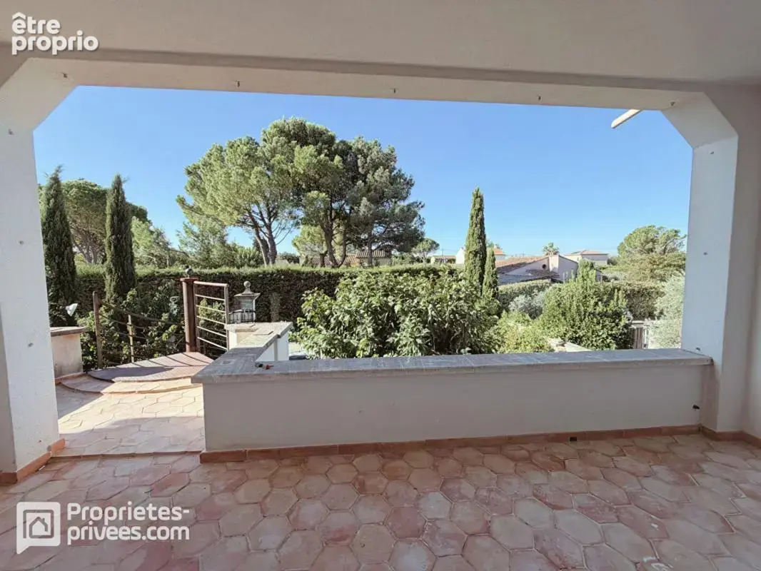Ensemble immobilier : Maison de rapport et Terrain constructible - Potentiel locatif proche de 10% - LE PONTET - photo 18