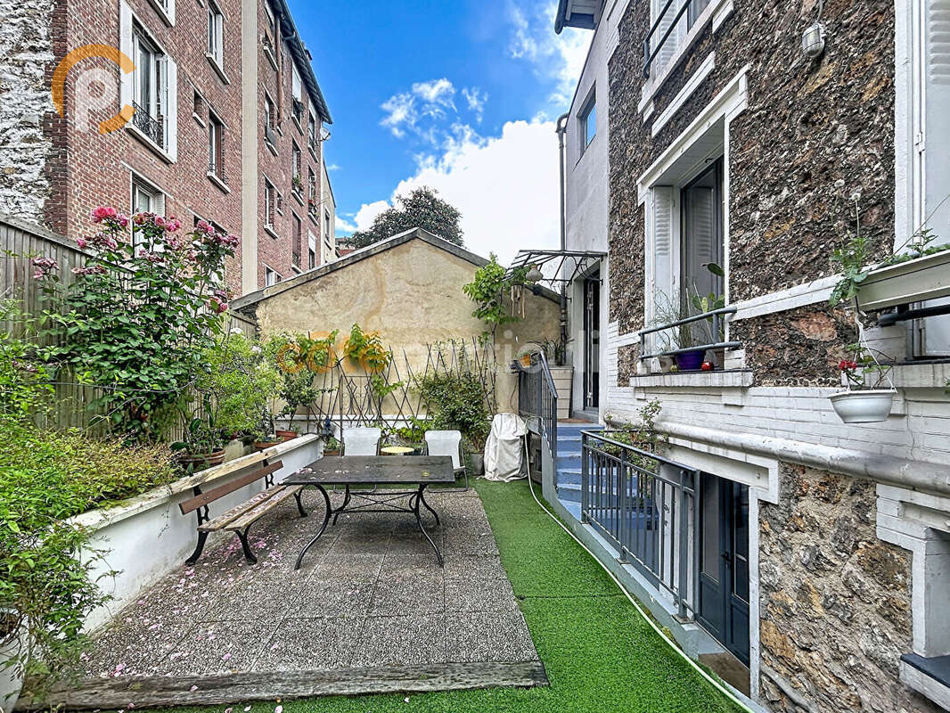 Maison à IVRY-SUR-SEINE