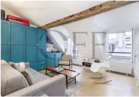 Appartement à PARIS-7E