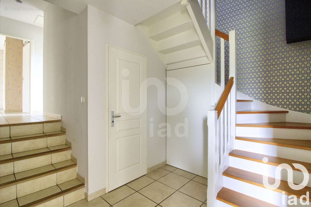 Photo 6 - Maison à ROQUESERIERE