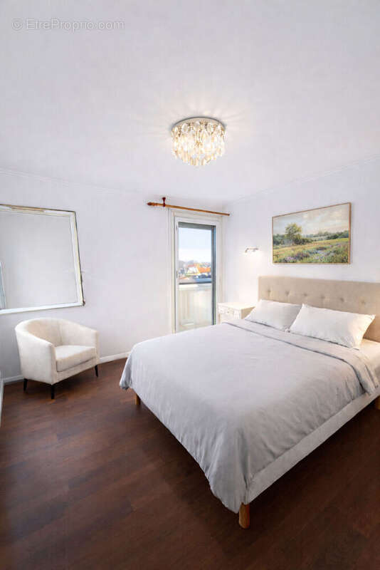 Appartement à MAISONS-LAFFITTE