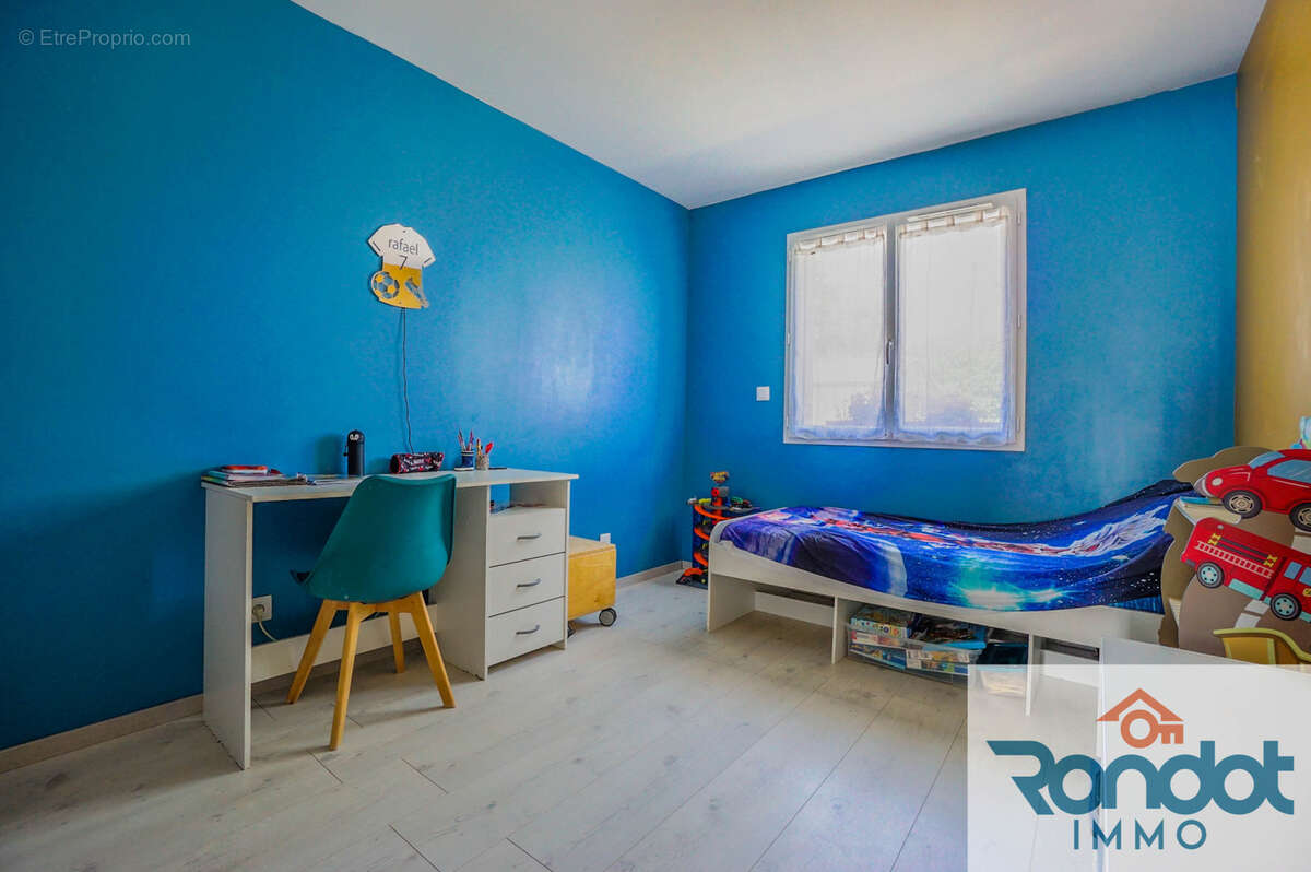 Maison 5 pièces / 3 chambres / 93 m2 / 676 m2 - photo 7