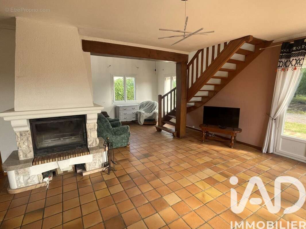 Maison 185 m² à La Cambe  - photo 8