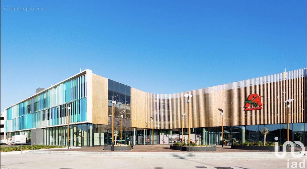 Photo 1 - Commerce à LA SEYNE-SUR-MER