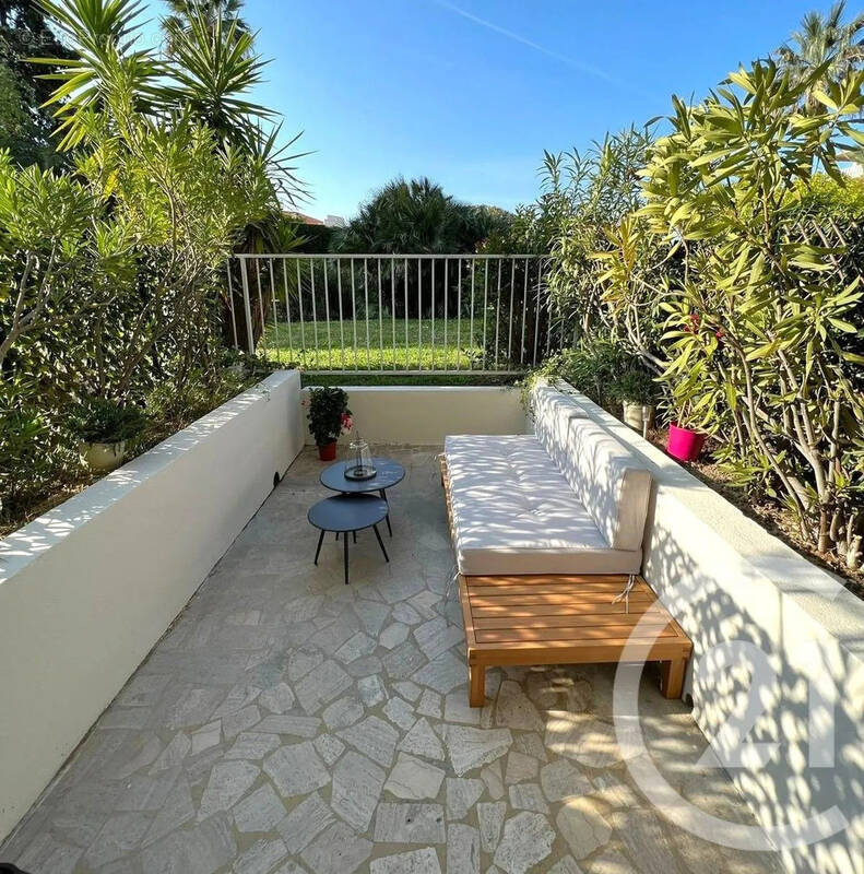 Appartement à LE CANNET