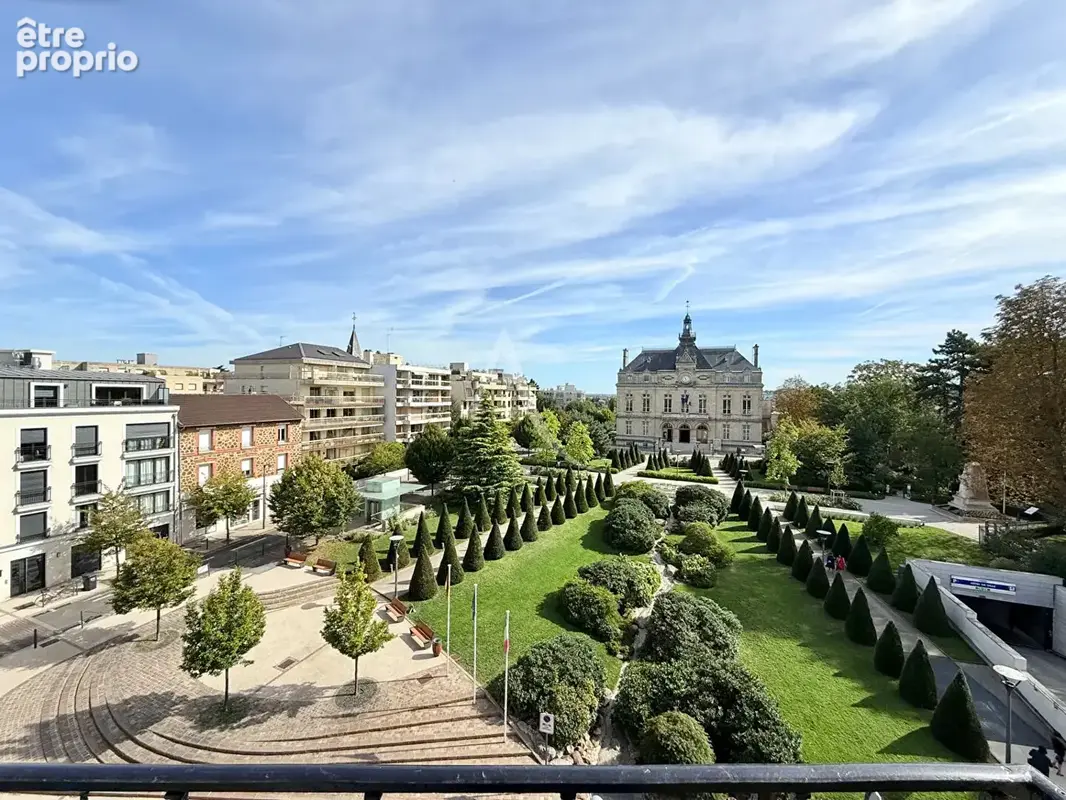 Appartement à LE PERREUX-SUR-MARNE