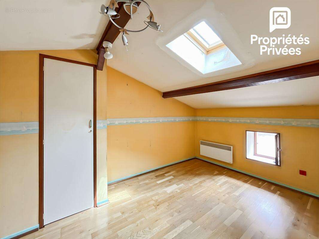 Maison en pierre 90 m² avec chai, hangar et terrain 1 750 m² Clérac - photo 13