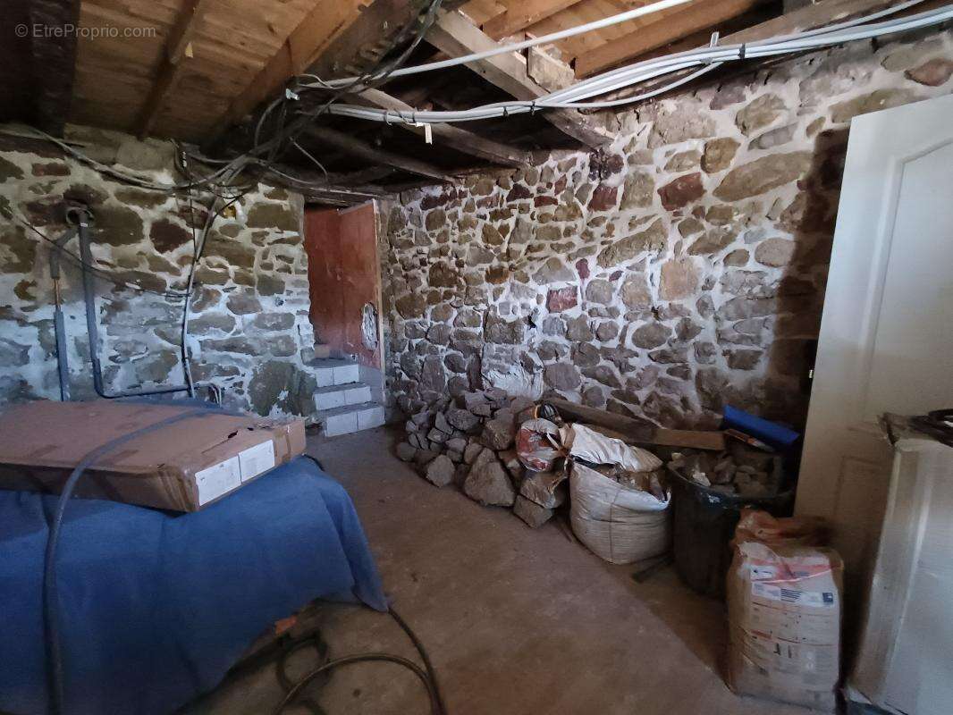 Maison a fort potentiel - photo 2