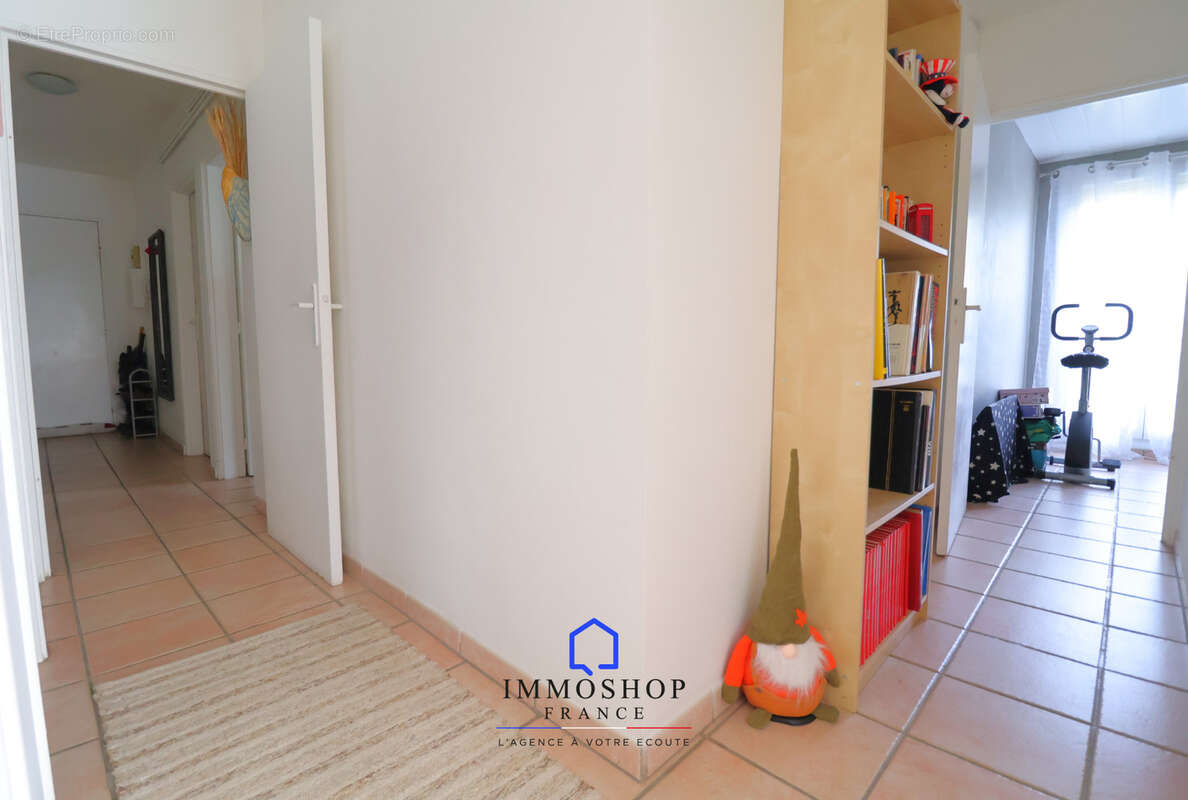 Appartement à MARSEILLE-11E