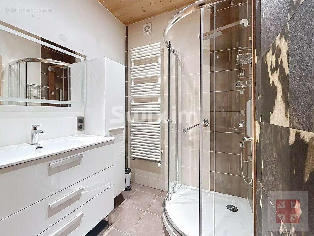 Appartement Haussmanien à vendre à Combloux. - photo 7