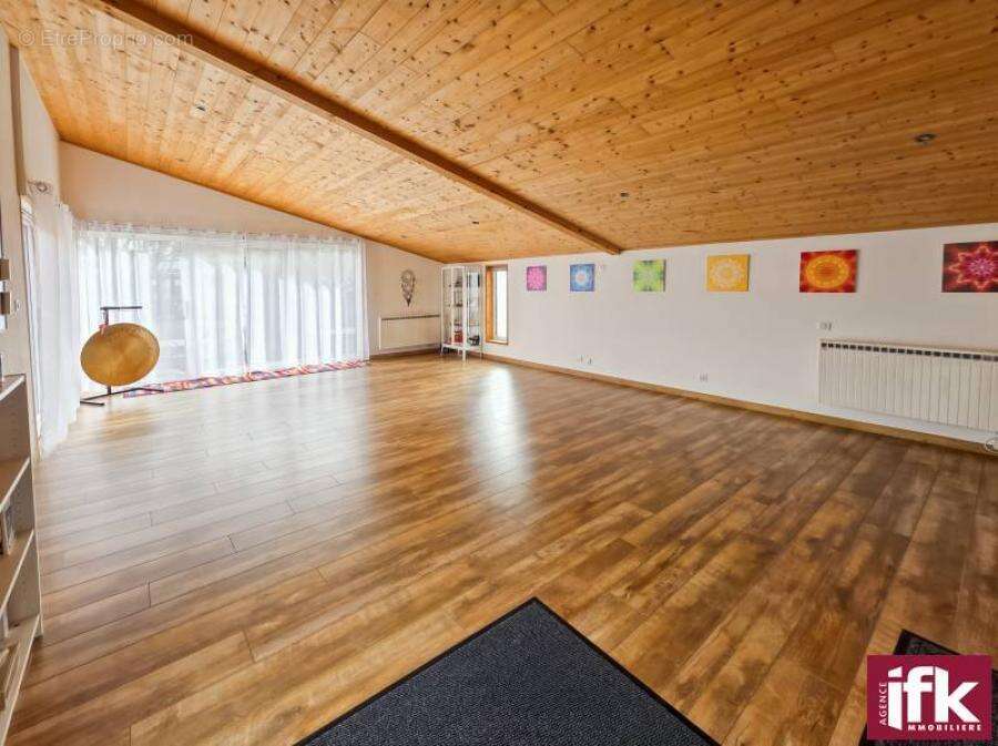 Volgelsheim - Maison de 154m2 + local independant - photo 15