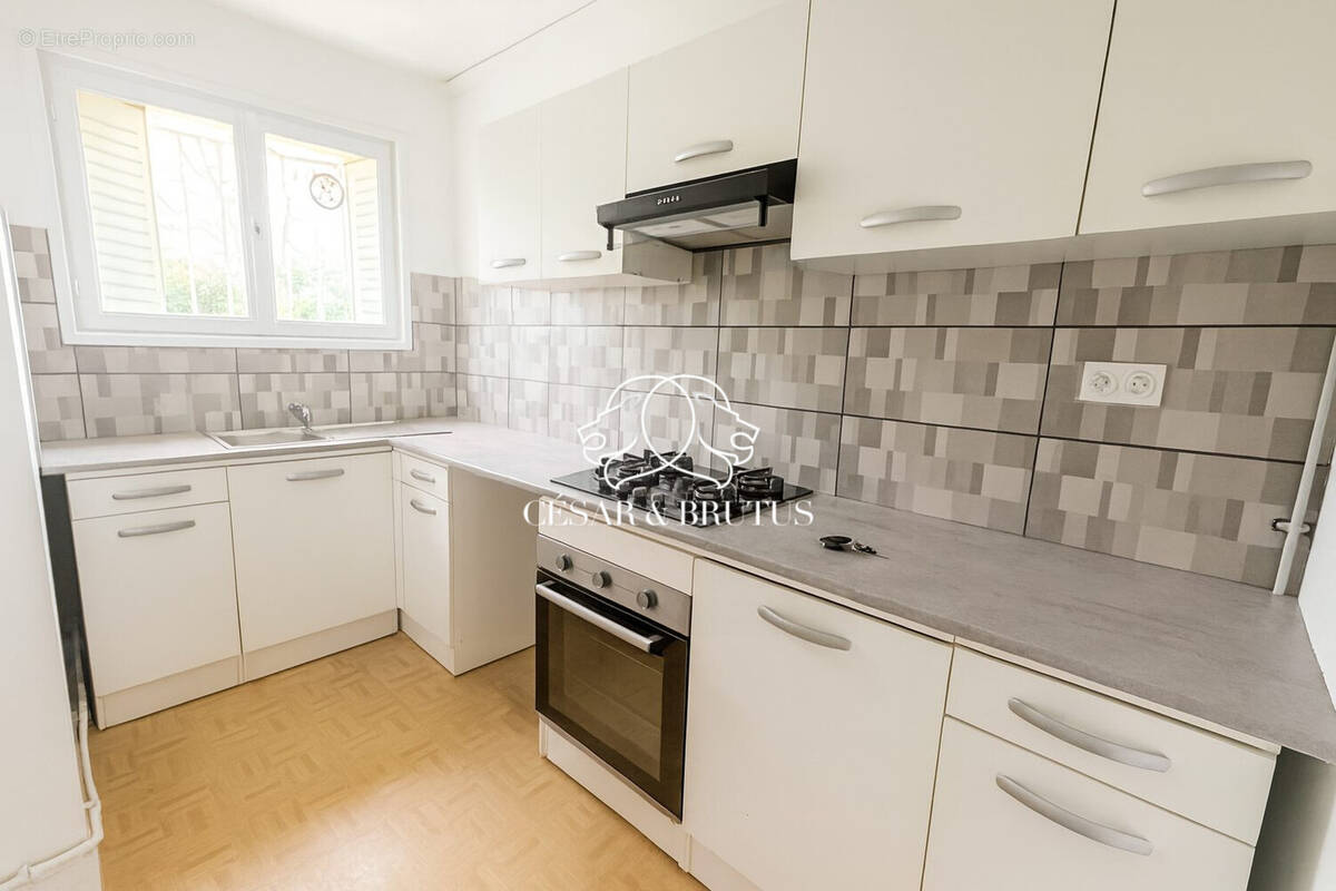 Appartement à LYON-9E