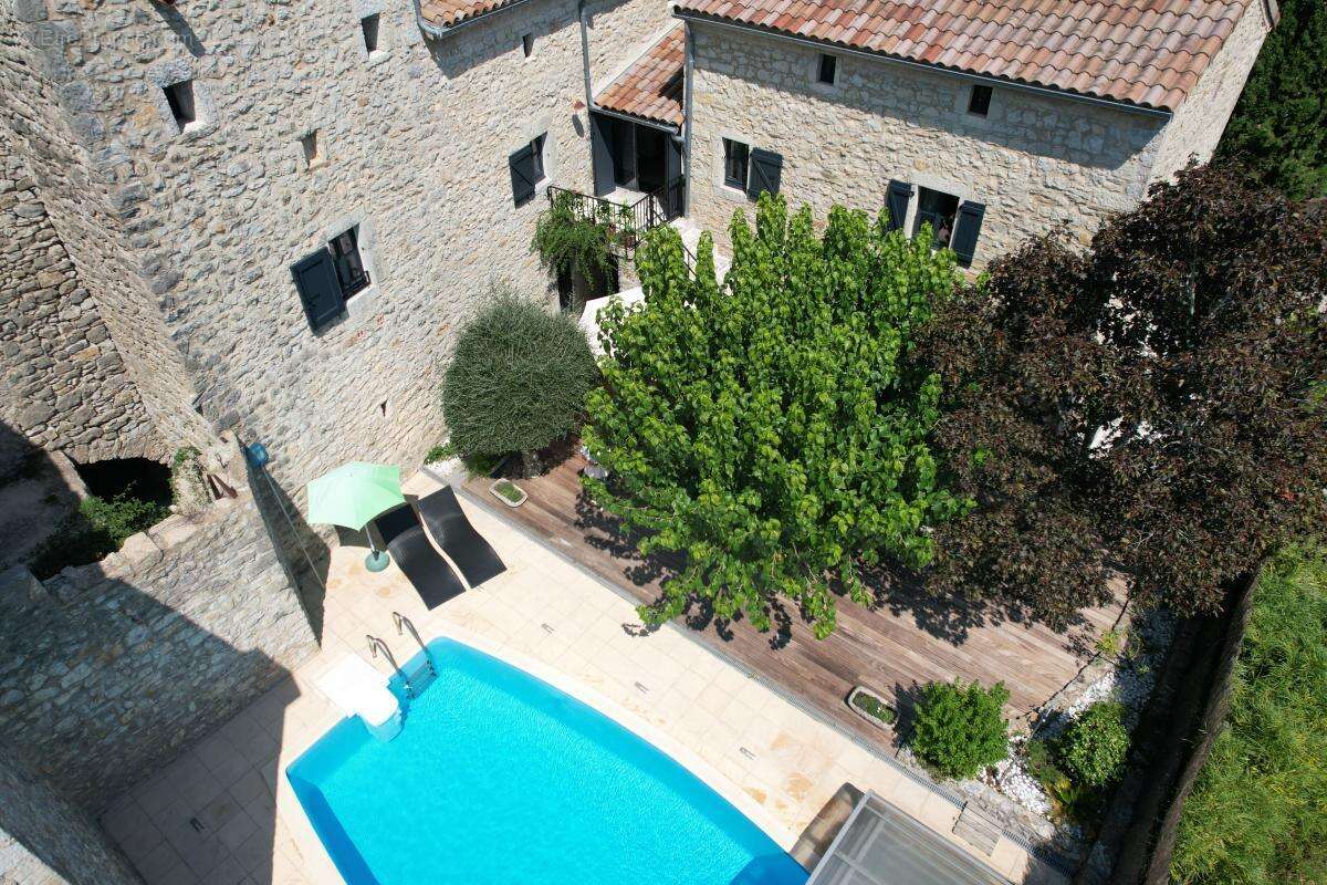Maison à SAINT-ANDRE-DE-CRUZIERES