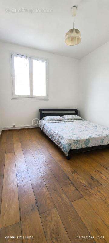Appartement 4 pièces de 80 m² Noisy-le-Grand Secteur Noisy Champs - photo 13