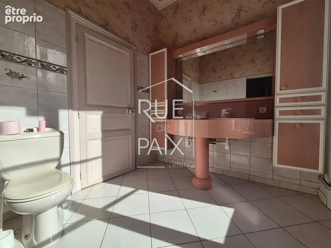 Maison Bourgeoise PAS DE JEU 6 pièce(s) 218 m2 / 5 CHAMBRES - photo 14