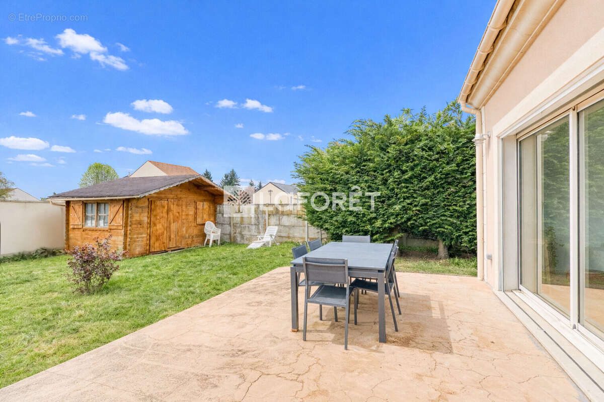 Maison à LIVERDY-EN-BRIE