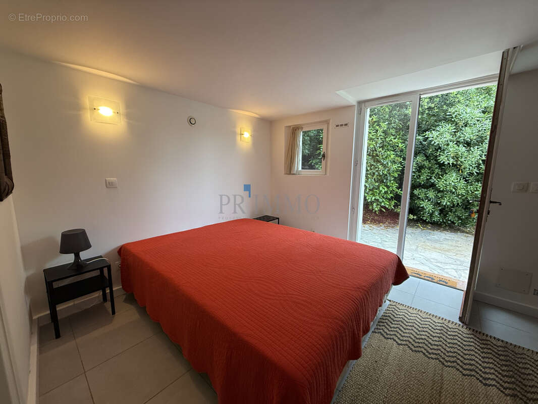 Maison à LES ISSAMBRES