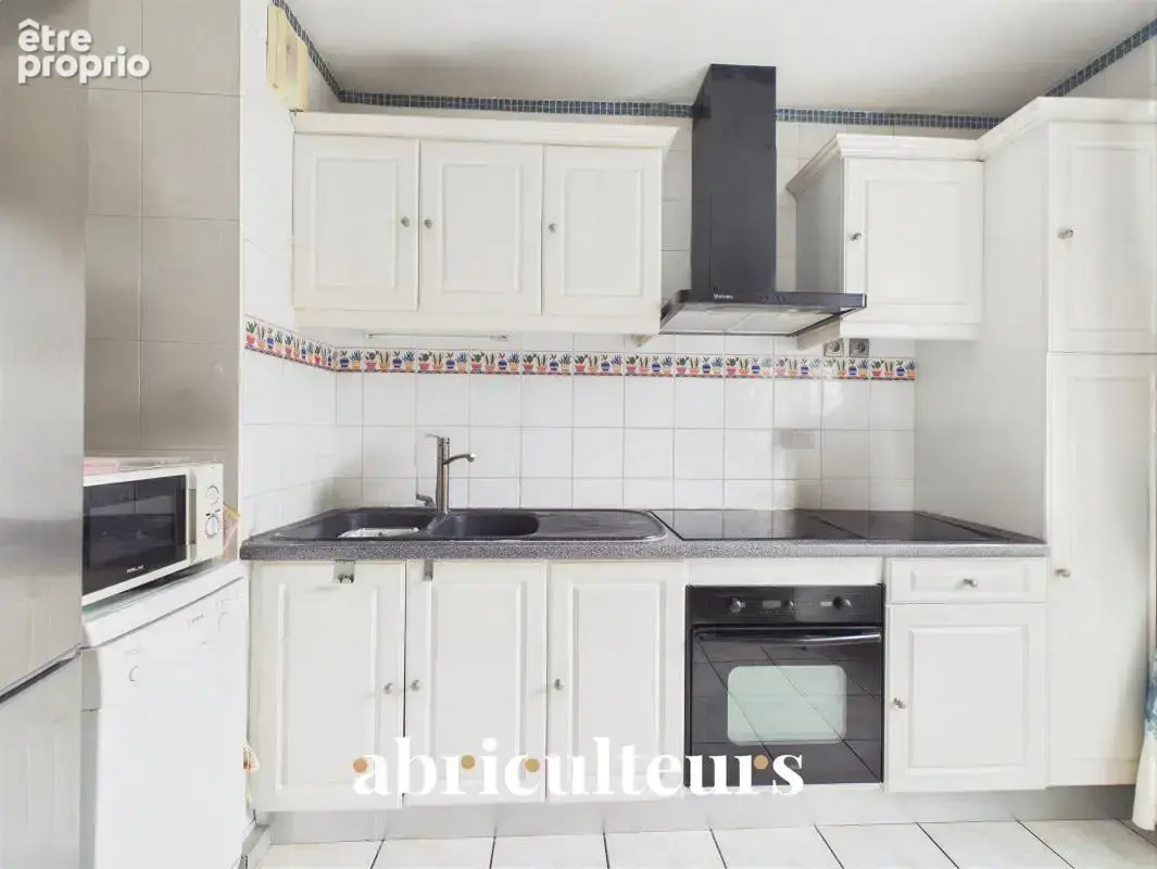 Appartement de 2 pièces avec un grand balcon en vente à Bron/Avenue Franklin Roosevelt (69500) - photo 3