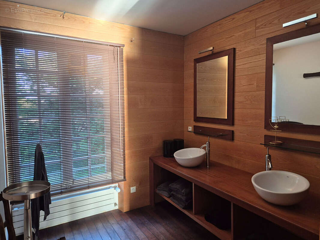 Appartement à REVILLE