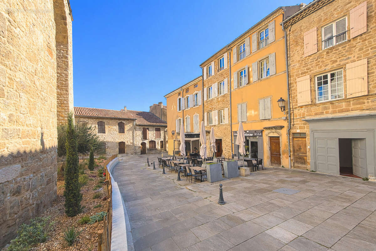 Appartement à AUBENAS