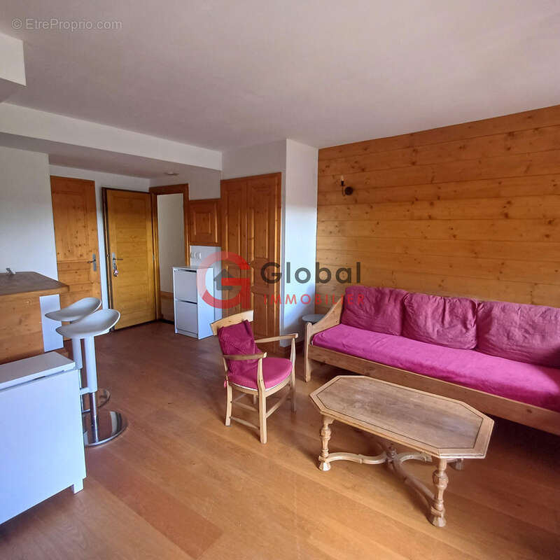Appartement à LES ALLUES
