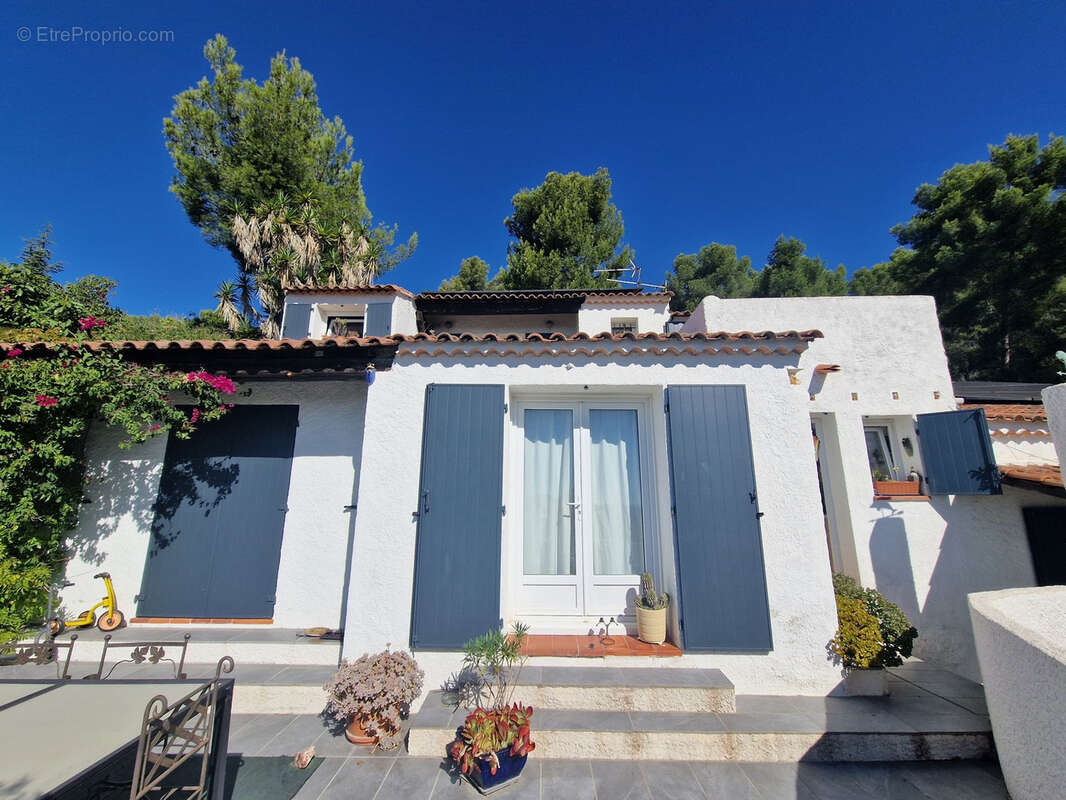 Maison à LA VALETTE-DU-VAR