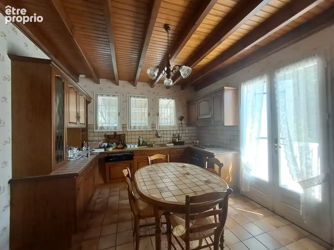 Maison familiale avec logement indépendant et terrain arboré - photo 5