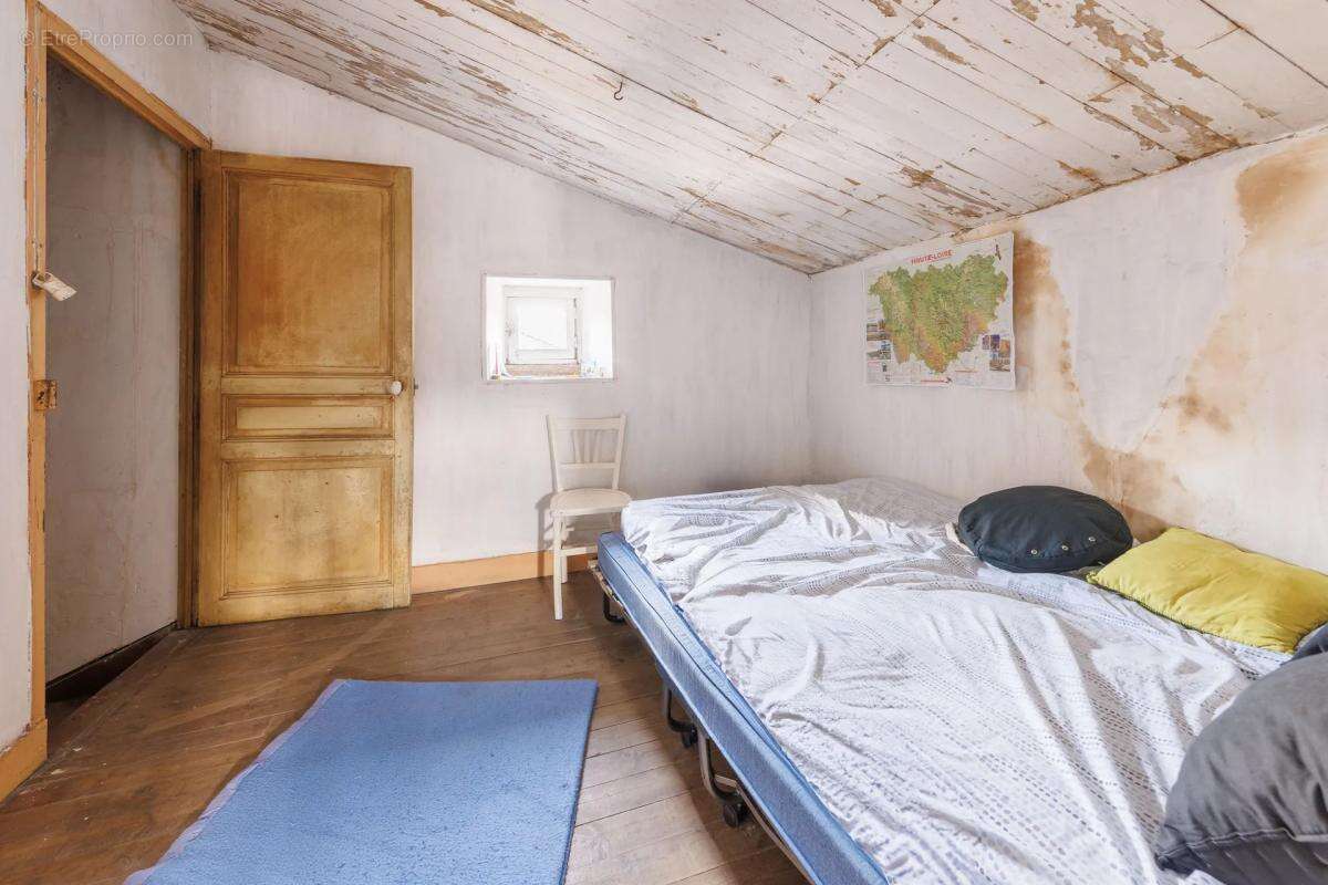 Maison de 4 pièces de 60 m² à Langeac - photo 5
