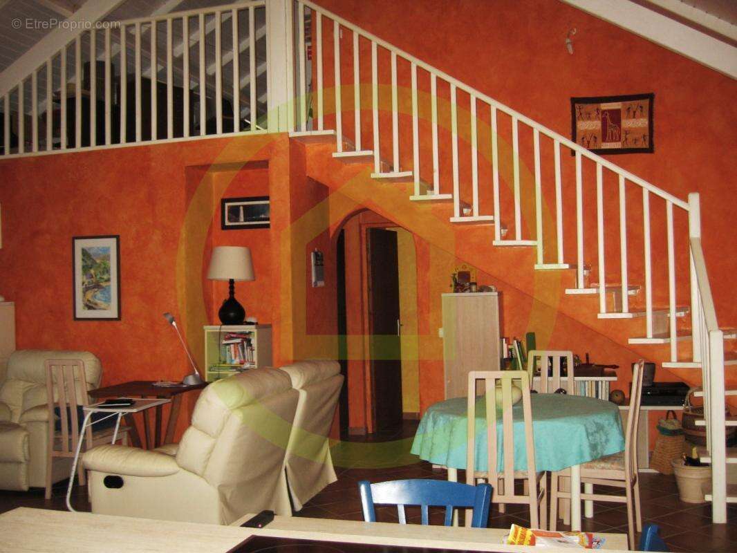 Maison à SAINTE-ANNE