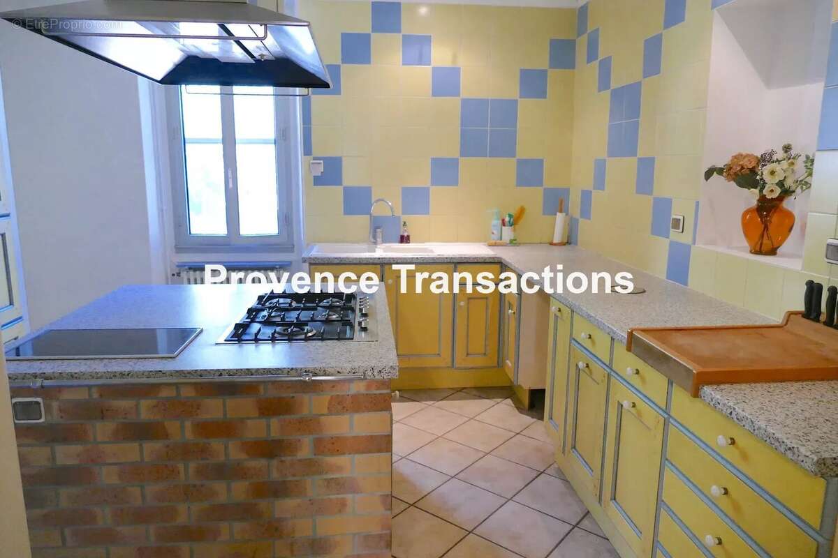 authentique mas rénové sur 2890m2 ! - photo 11