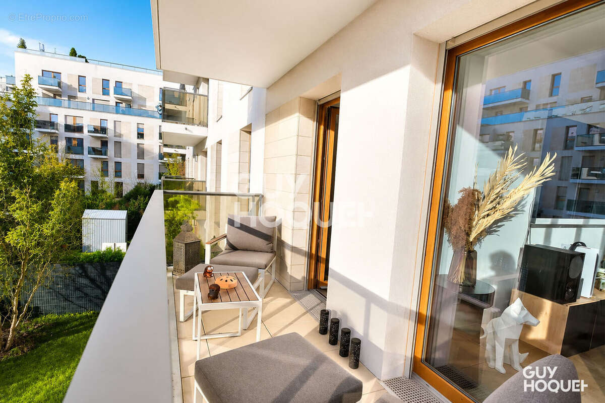 Très beau 4 pièces + grand balcon + parking - photo 3