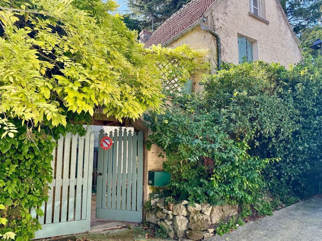 Maison à VETHEUIL