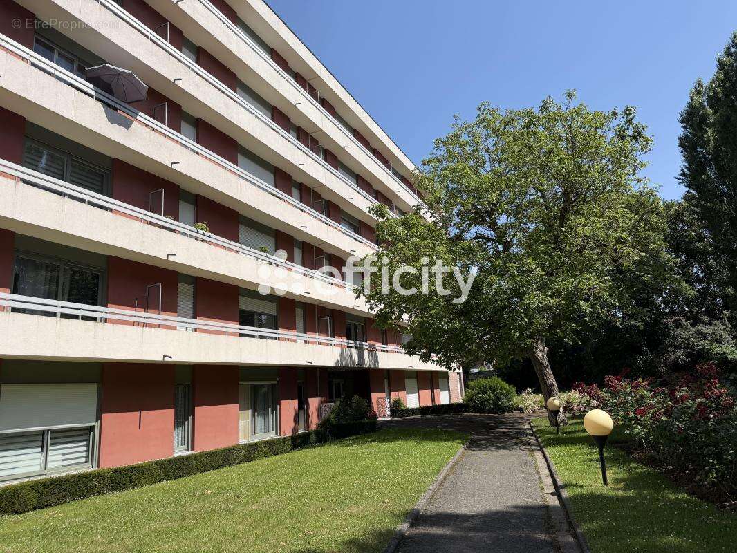 Appartement à SECLIN